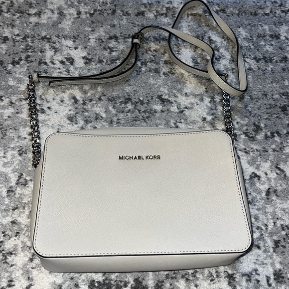Michael Kors grey bag - Picture 1 of 4